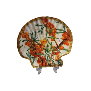 DECOUPAGE ORANGE FLOWERS ON A SCALLOPED SHELL